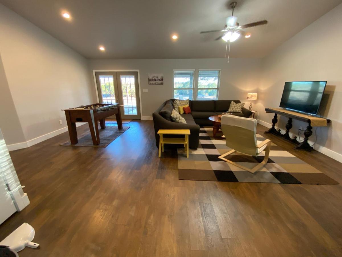 Texas Hill Country Ranch House - Great Views - Near Hidden Falls Park Smithwick Extérieur photo